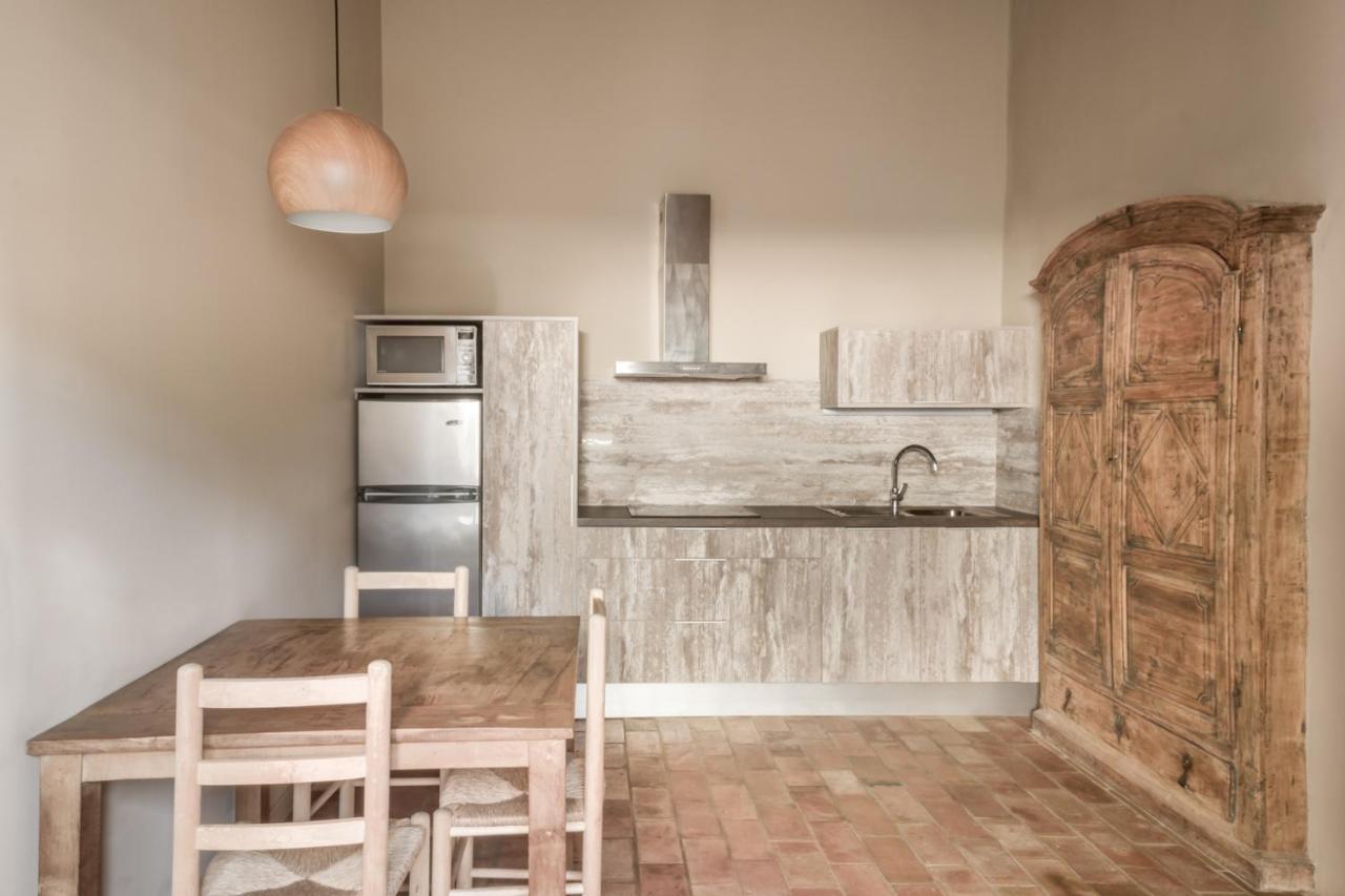 Apartamentos En La Rectoria De Regencos Экстерьер фото
