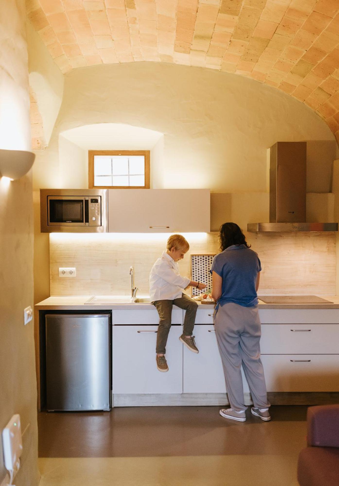 Apartamentos En La Rectoria De Regencos Экстерьер фото