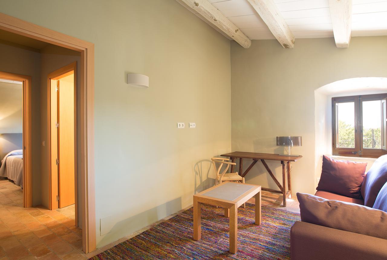 Apartamentos En La Rectoria De Regencos Номер фото