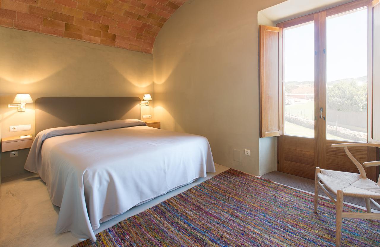 Apartamentos En La Rectoria De Regencos Экстерьер фото