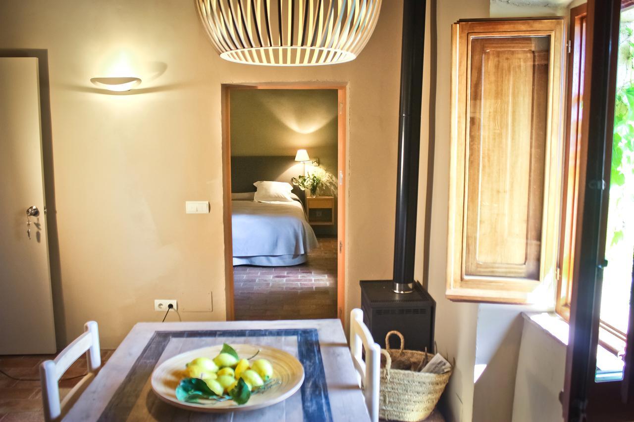 Apartamentos En La Rectoria De Regencos Экстерьер фото